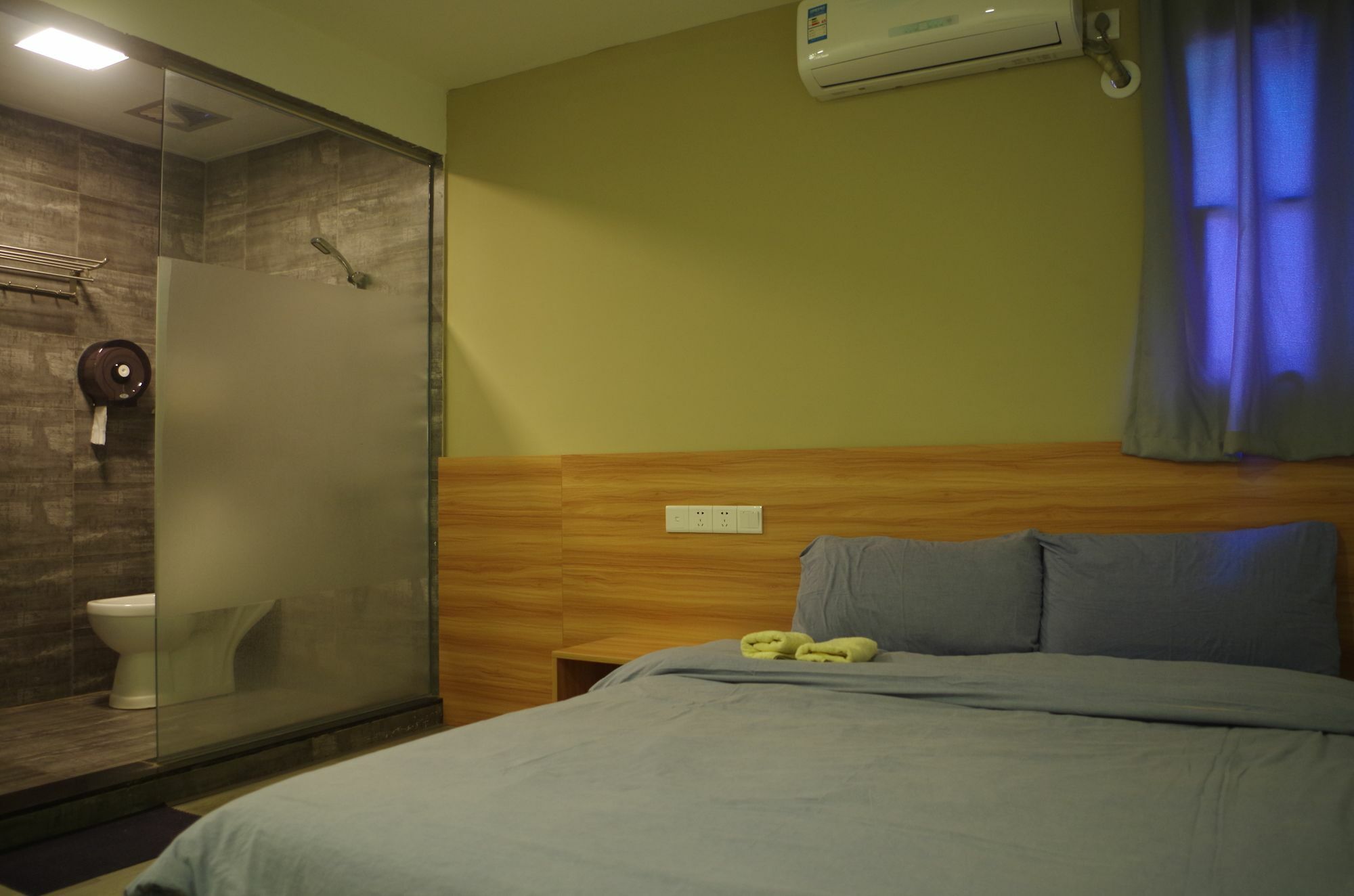 Dengba International Inn Guangzhou Branch Bagian luar foto